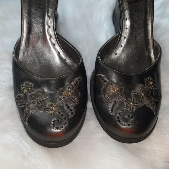 Metallic Bronze wedge sandals - Picture 2 of 8